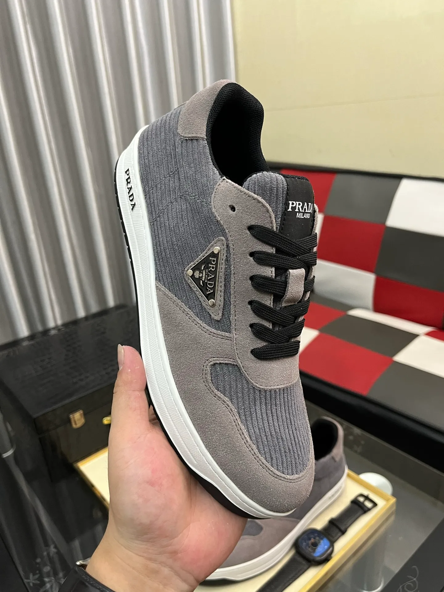 Men's shoes 💰380⌚️⌚️【PRADA】Prada casual shoes, originally developed 1:1, made of high-mercerized cowhide with imported cowhide, silk sheepskin lining, rubber outsole, comfortable and soft on the foot, size: 38-444️⃣Colors available